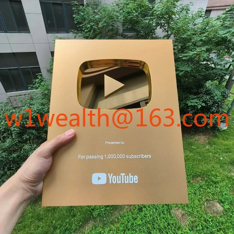 Esports Gaming Trophy - รางวัล YouTube แบบกําหนดเอง ชื่อที่กําหนดเองสีทอง ป้ายรางวัลปุ่มเล่น YouTube