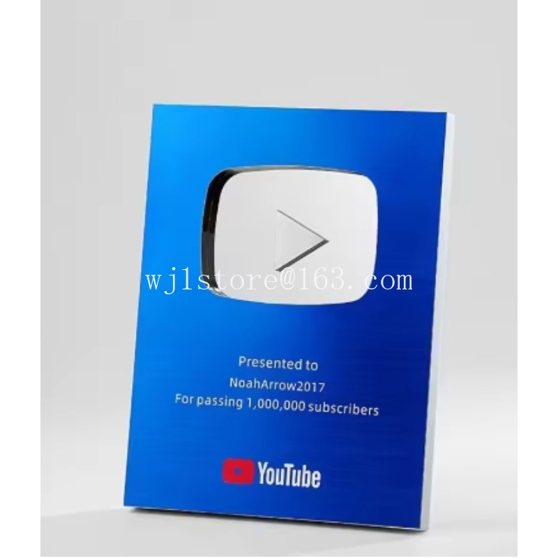 รางวัลปุ่มเล่น YouTube ปี 2026 - Esports Gaming Trophy บทวิจารณ์และราคา