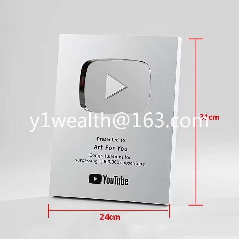รางวัลปุ่มเล่น YouTube แบบใหม่ - Esports Gaming Trophy บทวิจารณ์และราคา